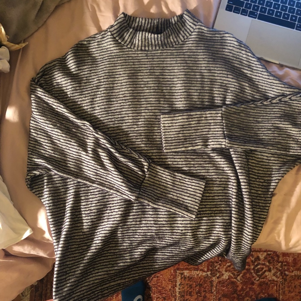 Urban Outfitters sweater